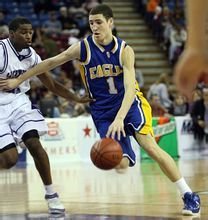 英超积分榜更新：曼城领先优势扩大,（英超最新积分榜：曼城继续扩大领先）