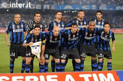 卡西利亚斯：皇马现在是联赛第一，不明白为什么要批评阿隆索（卡西利亚斯不解：皇马领跑联赛，为何还要批评阿隆索）