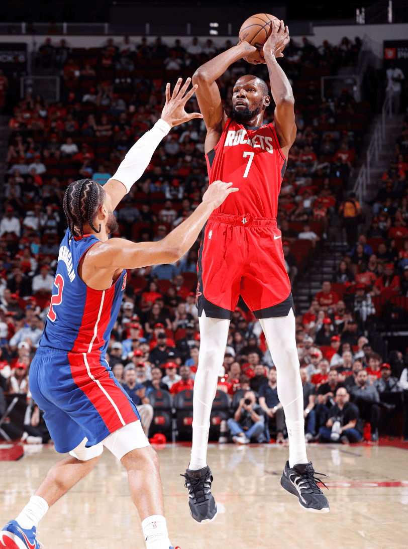 马雷斯卡：埃斯特旺像个旧时代的孩子，他不沉迷于手机和社媒（马雷斯卡：埃斯特旺有老派气质，不迷恋手机和社媒）