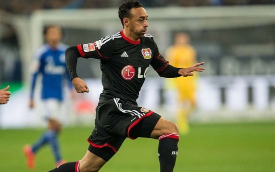 国足备战强度升级，全队深夜加练