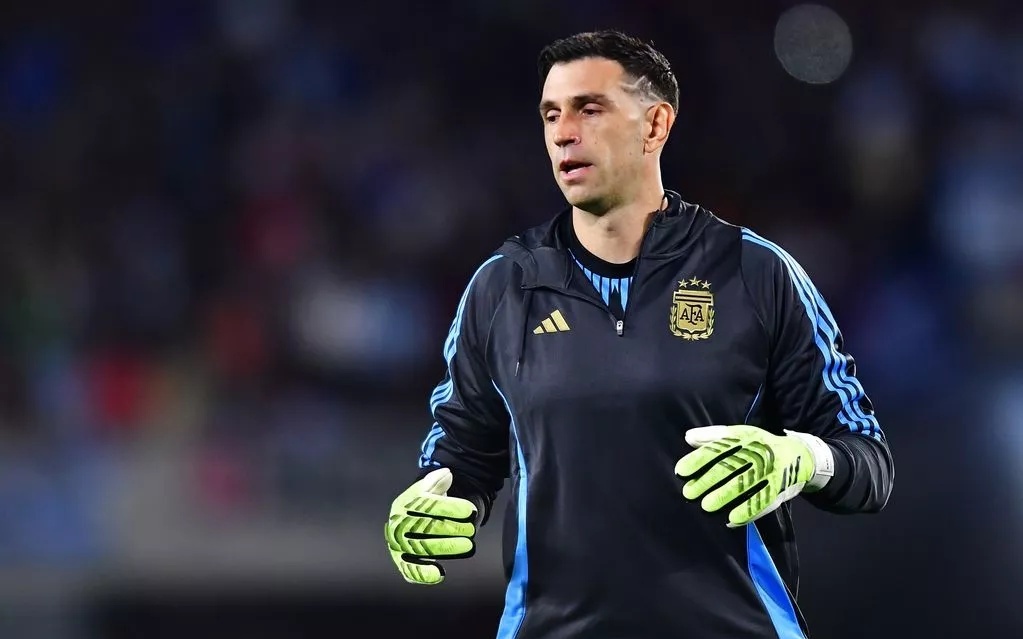 尤尔曼德：瓜帅是最伟大教练之一，为足球的发展做出巨大贡献（尤尔曼德盛赞瓜迪奥拉：当代最顶尖主帅之一，推动足球进步功不可没）