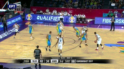 意媒：达米安预计米兰德比归队，姆希塔良未来几天再做检查（意媒：达米安有望米兰德比复出，姆希塔良近日将接受复查）