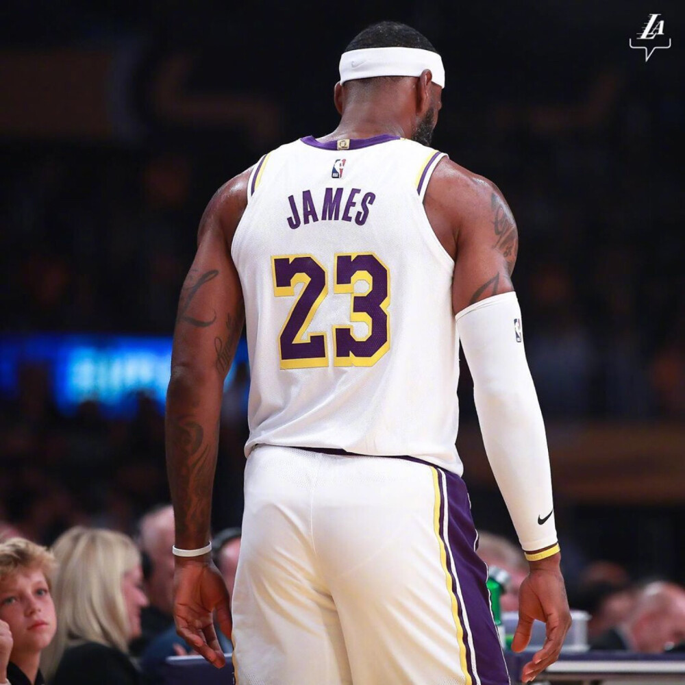 卡佩罗：国米实力更强，但米兰德比取决于莱奥的状态（卡佩罗：国米更胜一筹，米兰德比胜负看莱奥状态）