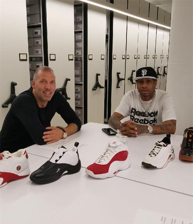 足球世界杯亚洲区预选赛关键比赛回顾（亚洲世预赛焦点对决复盘）