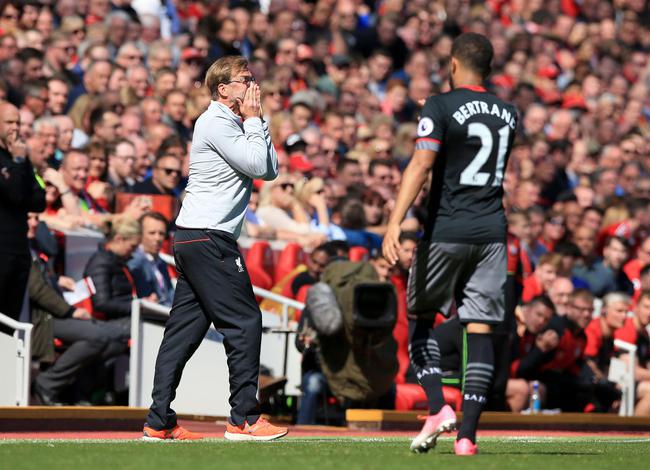 日企被曝拖欠皇家社会巨额赞助款，今夏差点让巴萨取消东亚行（日本企业被指欠付皇社巨额赞助，今夏险令巴萨东亚行告吹）