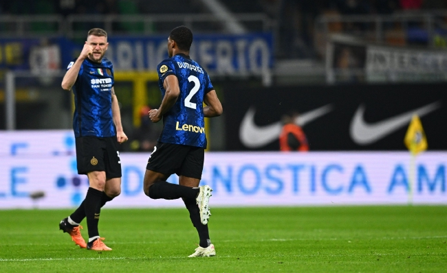 洲际杯赛程：弗拉门戈争半决赛资格，巴黎12月17日坐等决赛对手（洲际杯赛程更新：弗拉门戈冲击半决赛席位，巴黎12月17日静待决赛对手）