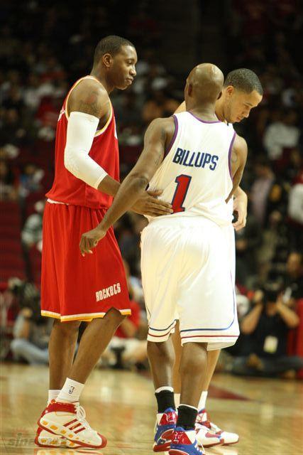 佳夫：作为后卫单场比赛进俩球不常见；沃尔特马德是顶级前锋（佳夫：后卫单场梅开二度少见；沃尔特马德是顶级前锋）