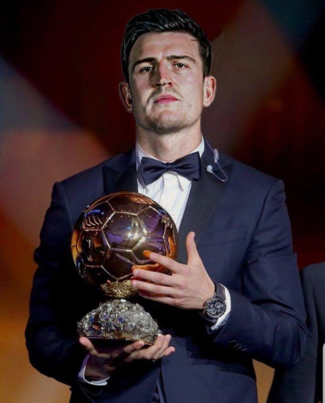 天空体育：伊萨克已经返回纽卡斯尔