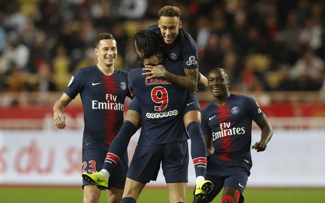 狼队主帅：对阵曼联希望终结连败，要表现得像冠军队伍一样（狼队主帅：战曼联誓止连败，必须打出冠军风范）